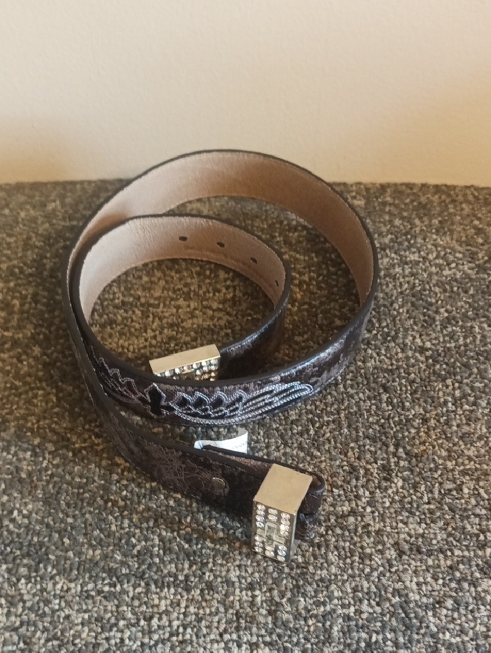 Women's Nocona Bling Embroidered Leather Belt With Rhinestone Cross Size L